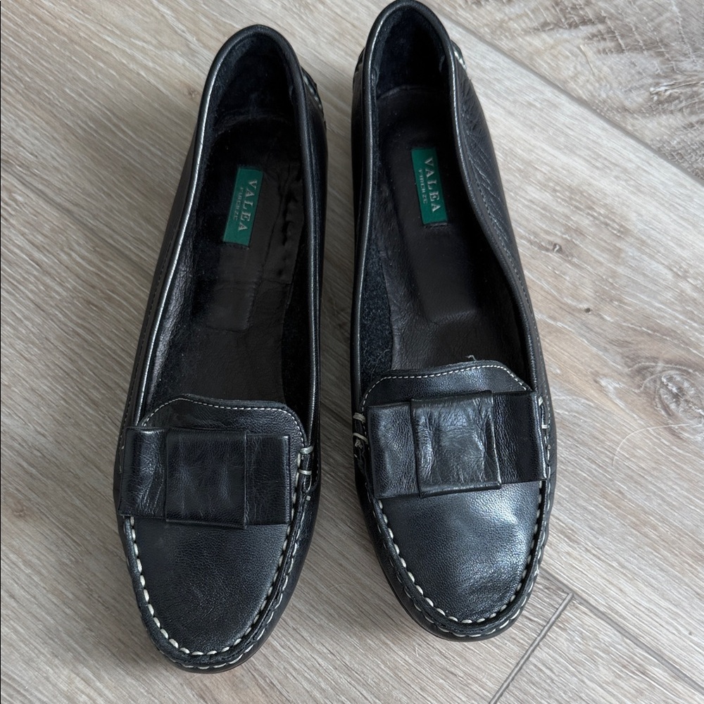 Valea Firenze Black Leather Loafers for Women